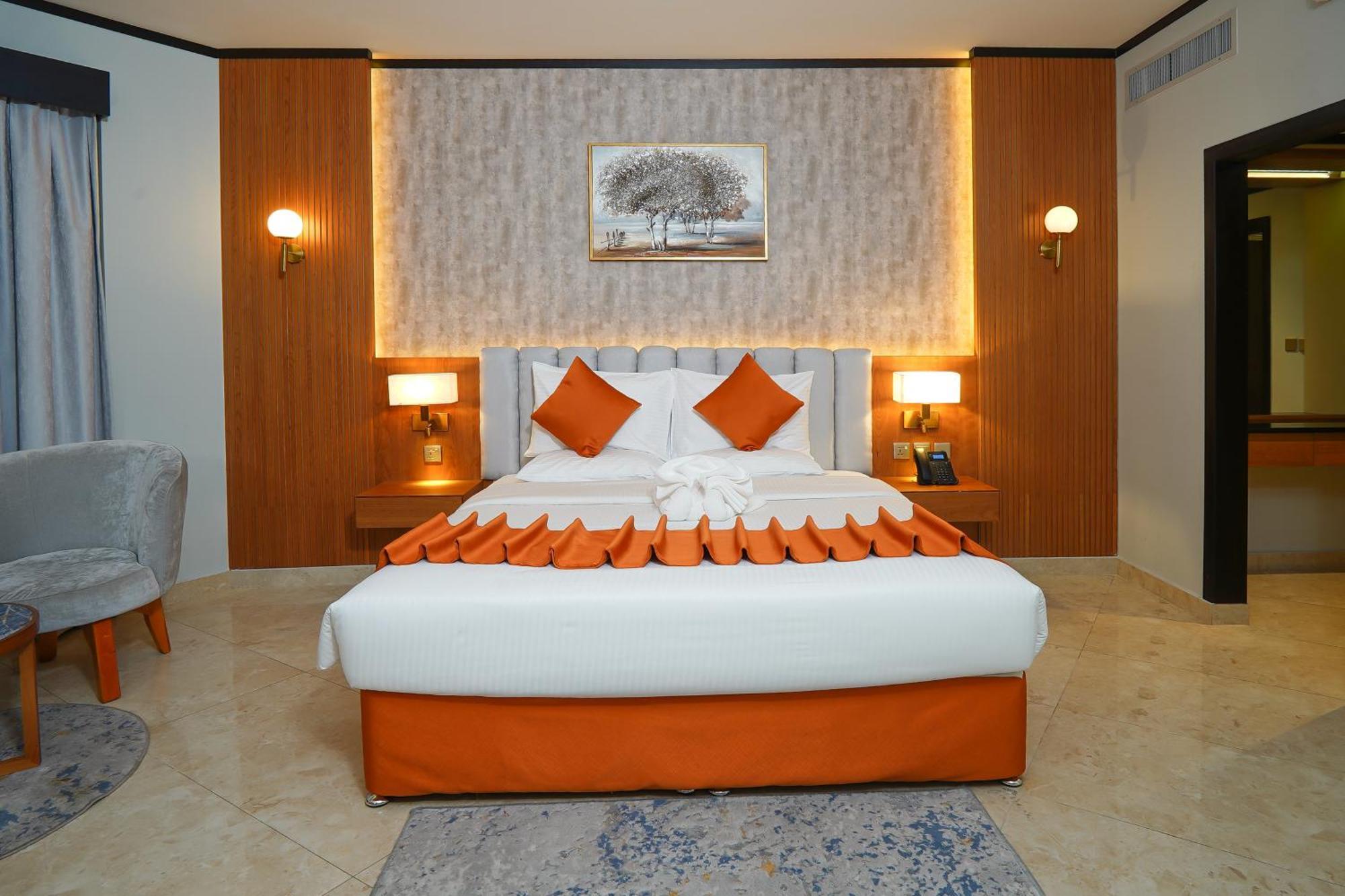 Concorde Palace Hotel Dubai Exterior photo