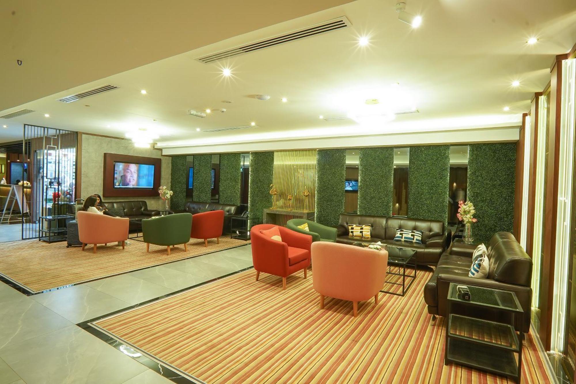 Concorde Palace Hotel Dubai Exterior photo